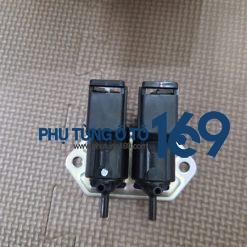 Van bơm nhiên liệu Mazda Bt50