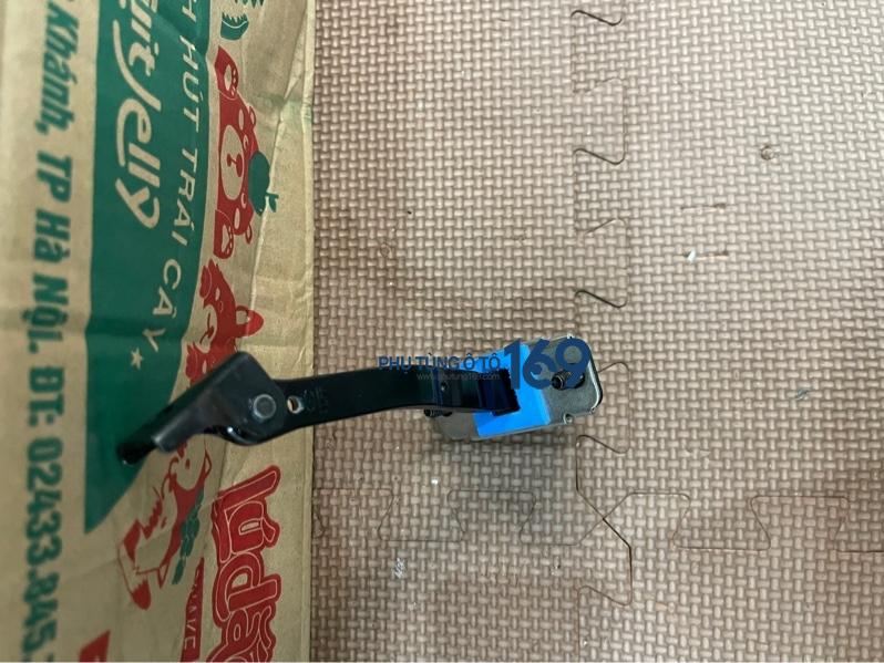 Hạn chế cánh cửa trước lái Elantra Hạn chế cánh cửa trước lái Elantra