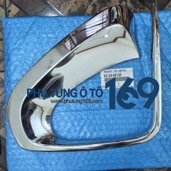 Ốp đèn gầm viền mạ bên phụ Fortuner