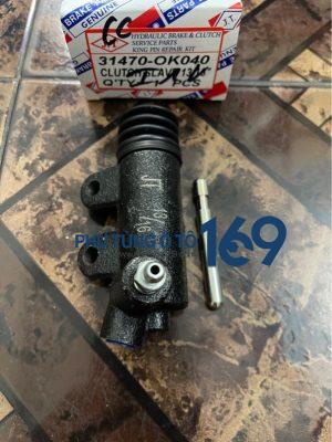 Tổng côn dưới Toyota Inova