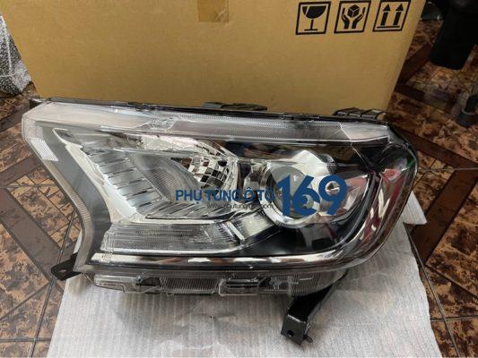 Đèn pha Ford Ranger Wildtrak 