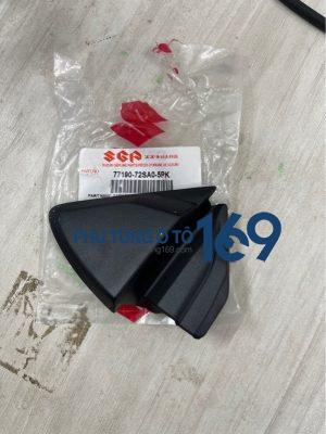 Ốp tam giác xe Suzuki XL7 
