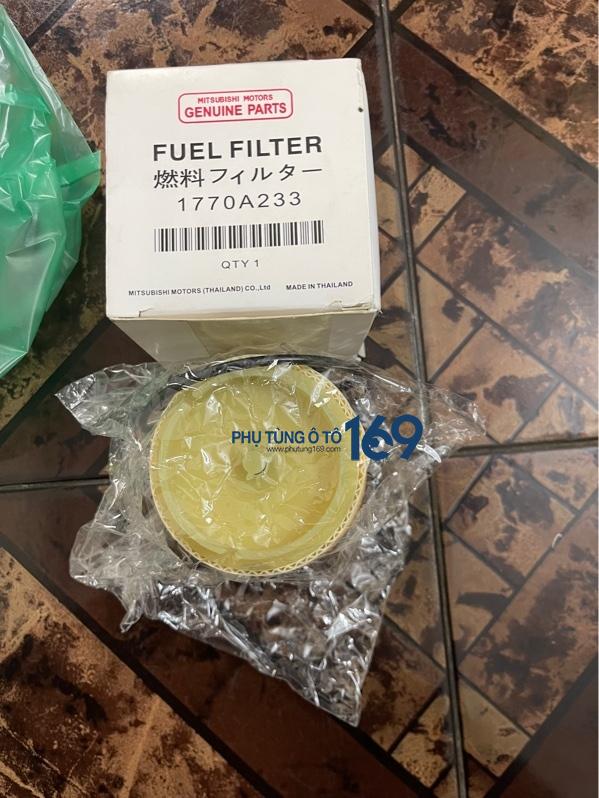Lọc nhiên liệu Mitsubishi Triton,