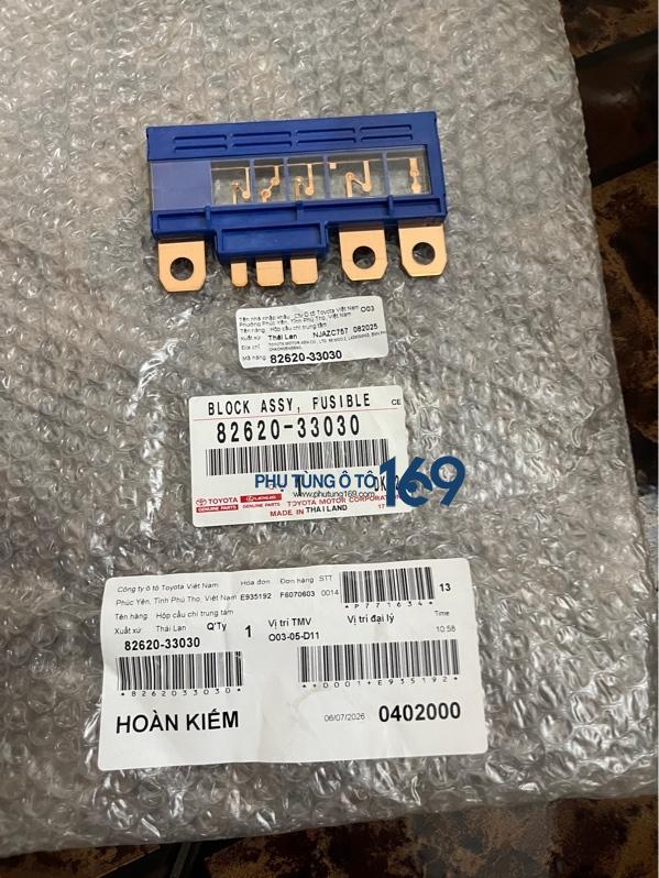 Cụm cầu chì tổng Toyota Venza Cụm cầu chì tổng Toyota Venza