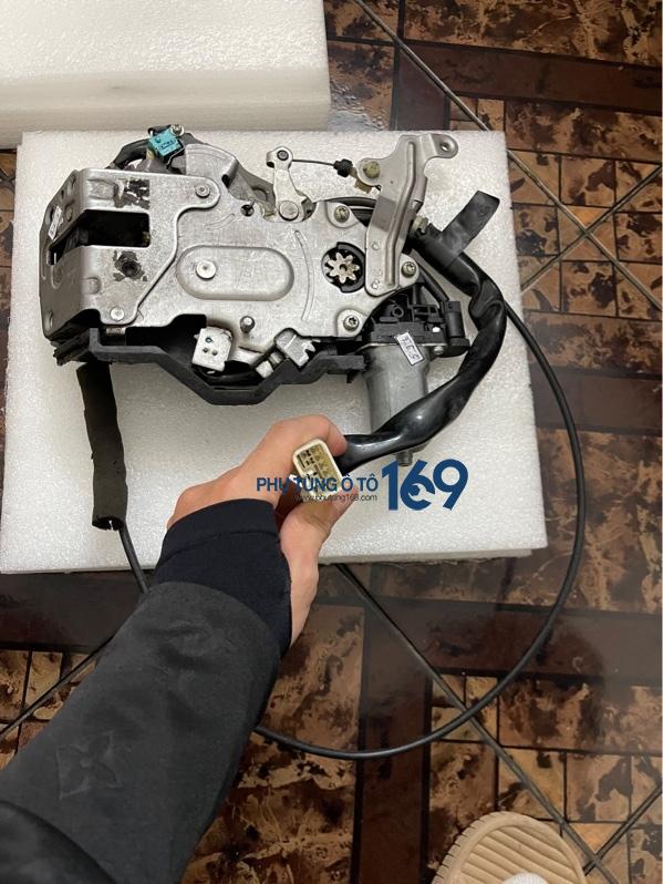 Ổ khóa ngậm cửa Toyota Sienna Ổ khóa ngậm cửa Toyota Sienna
