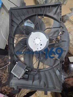 Quạt két nước C-Class W203